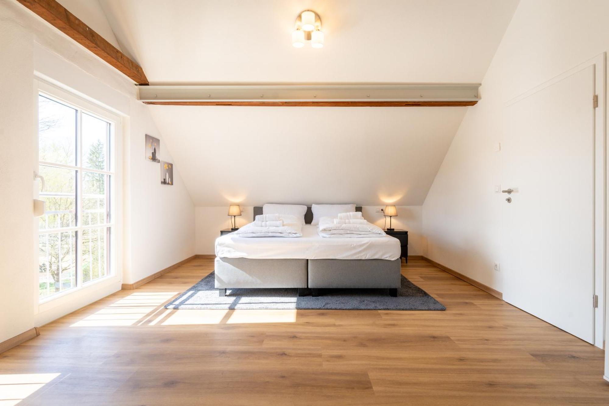Ibm I Bertrandt I Kueche I 6 Per. Apartment Ehningen Exterior photo